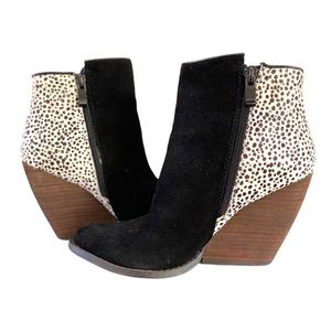 Very Volatile Chatter Size 7.5 Calf Pony Hair Wedge Heel Ankle Bootie Leather